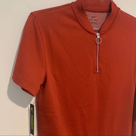 New Nike Golf Tshirt Size Small - Picture 2 of 8
